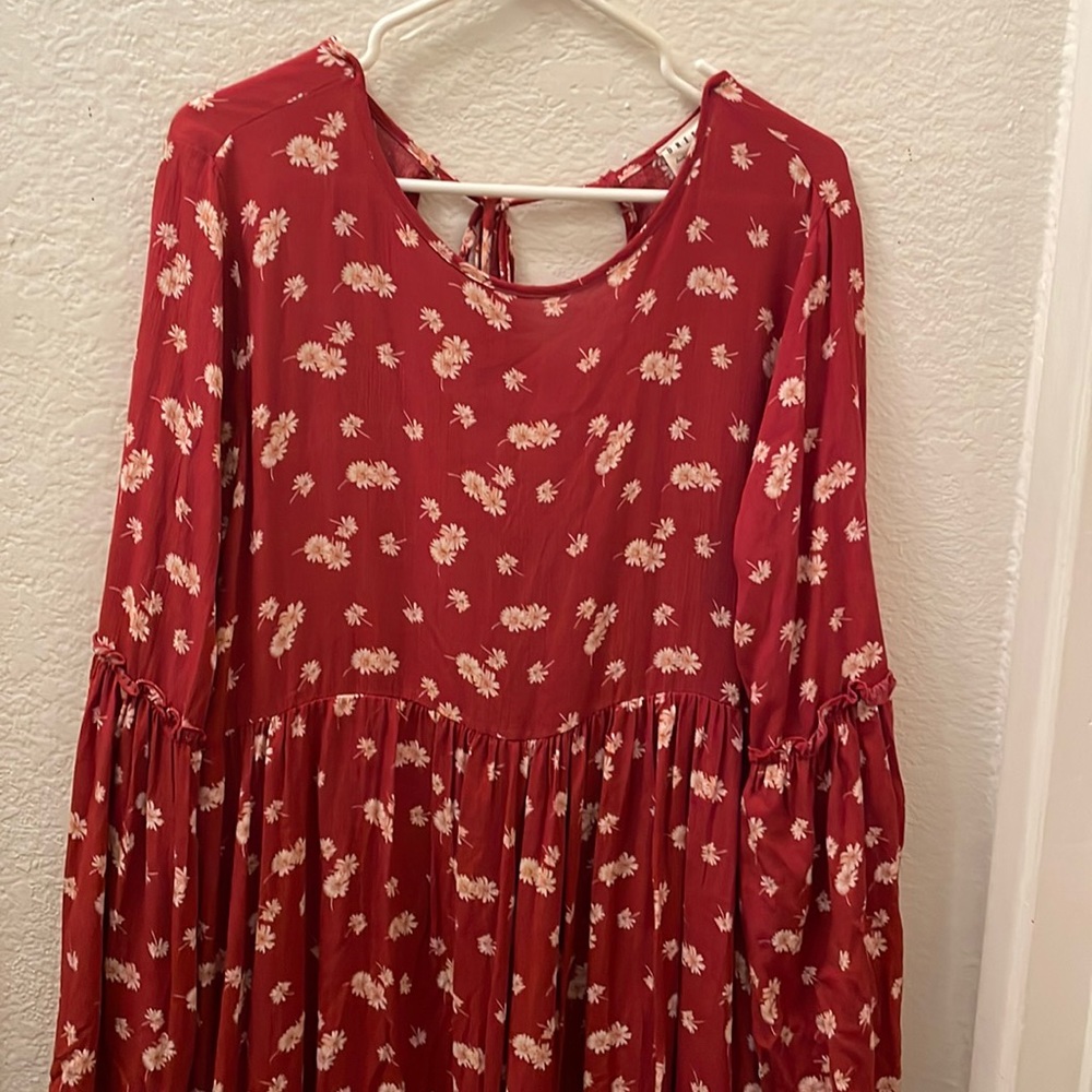 DRESS UP red long sleeve dress